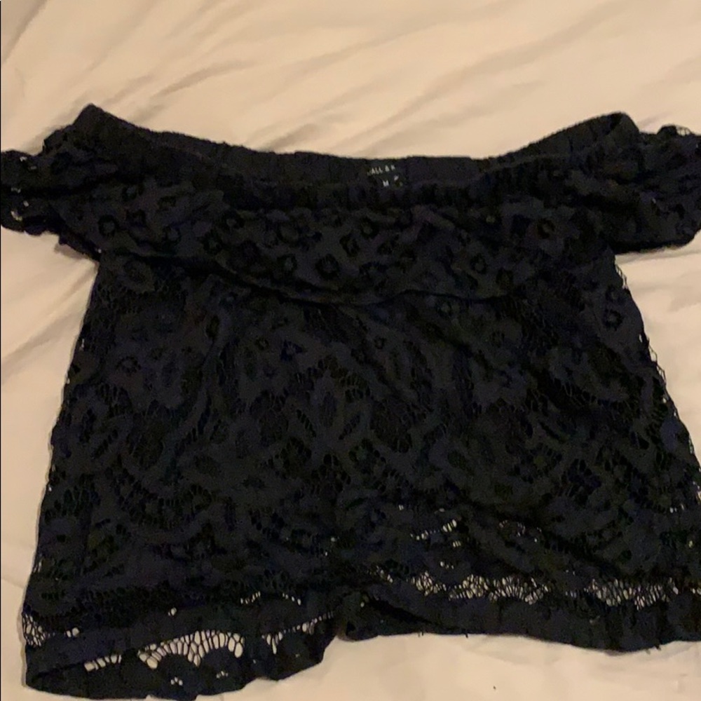 Kendall & Kylie crop top